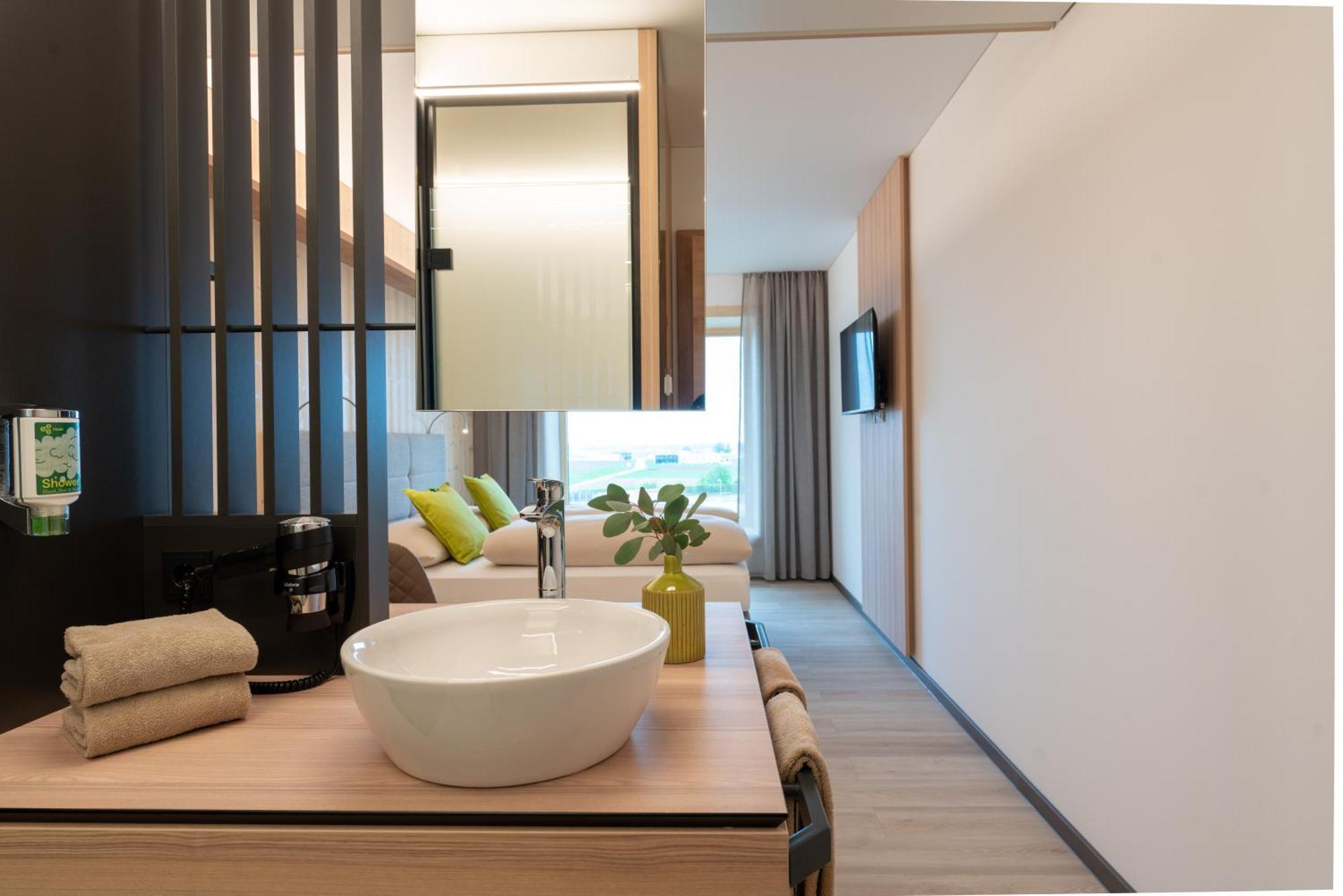 Eee Hotel Eberstalzell Bagian luar foto