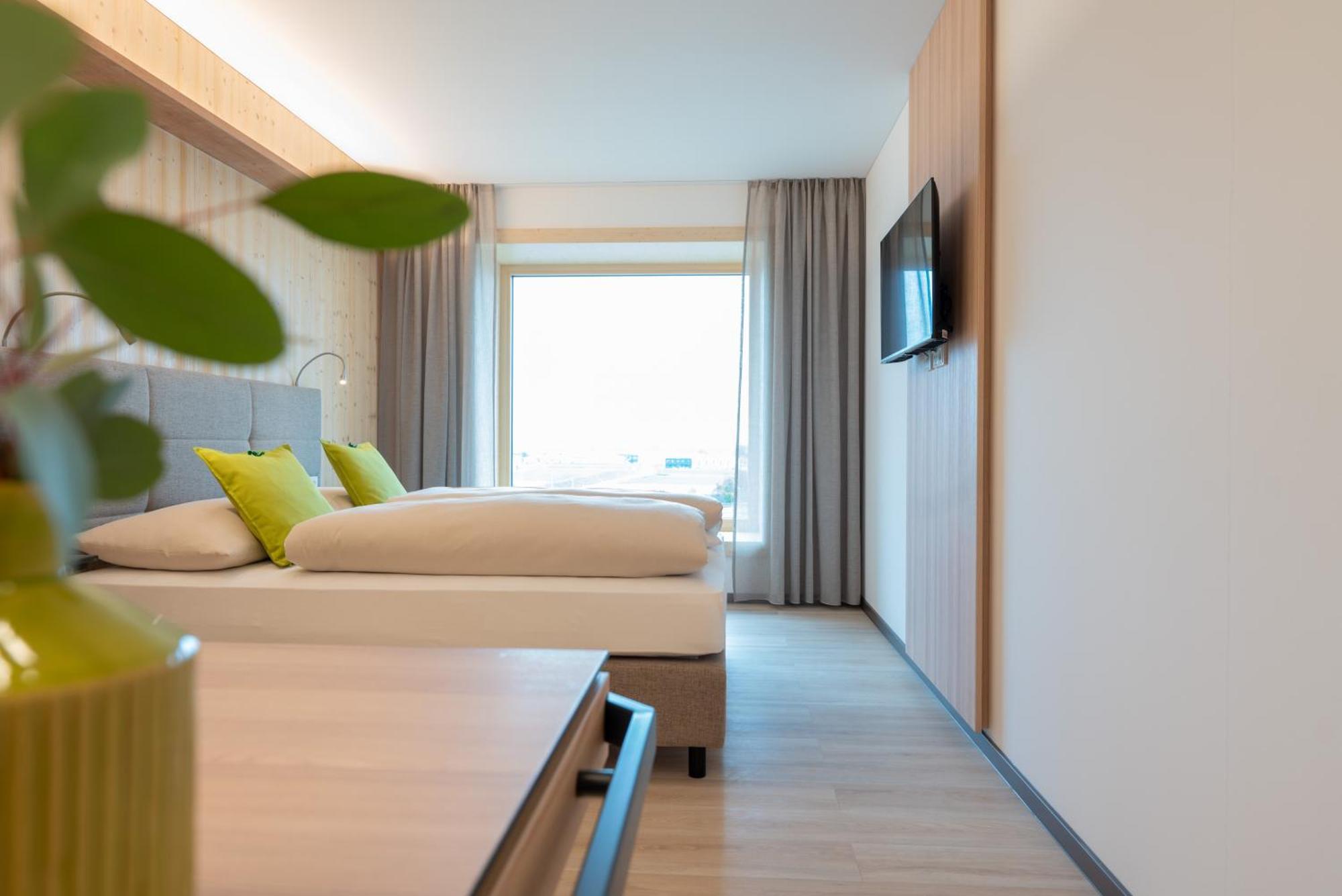 Eee Hotel Eberstalzell Bagian luar foto